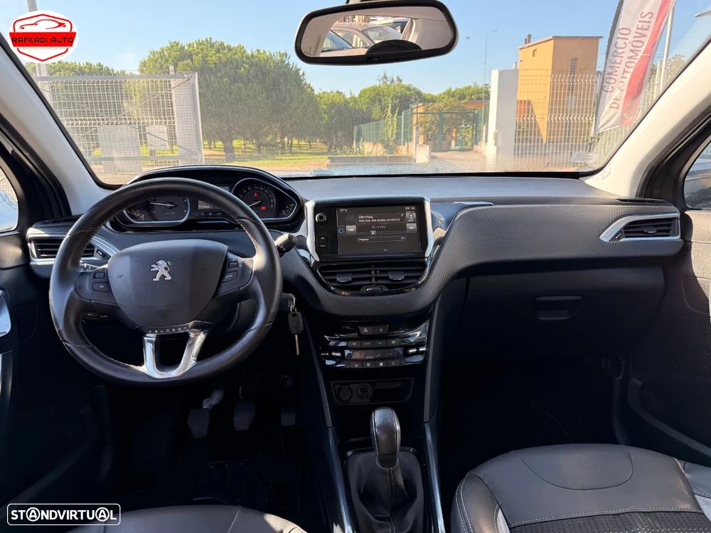 Peugeot 2008 1.6 e-HDi Allure - 13
