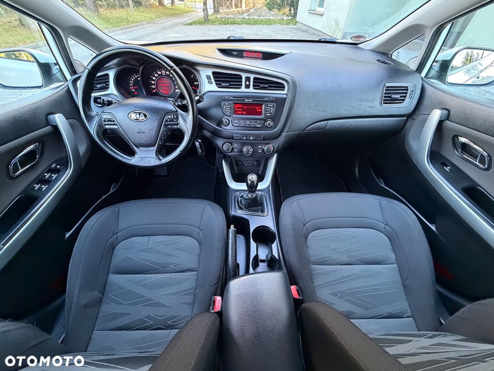 Kia Ceed 1.4 CVVT Attract - 20