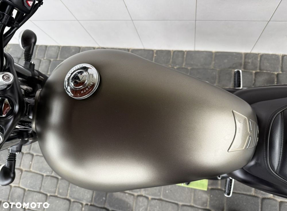 Triumph Street Twin - 8