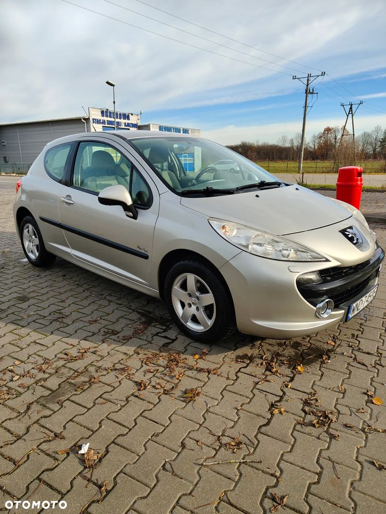 Peugeot 207 - 2