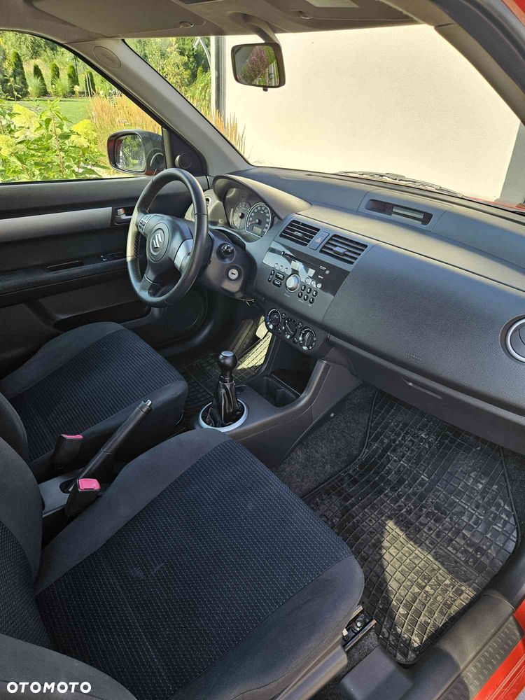 Suzuki Swift 1.3 GLX / Comfort - 9