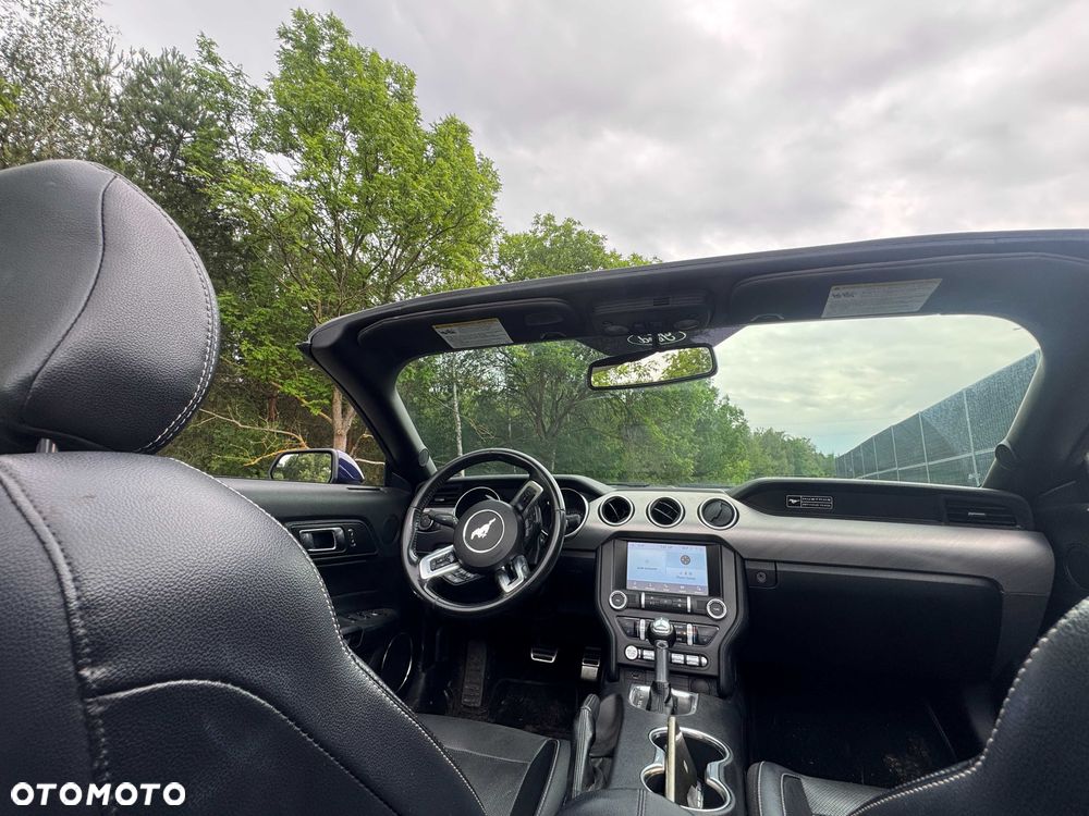 Ford Mustang - 6