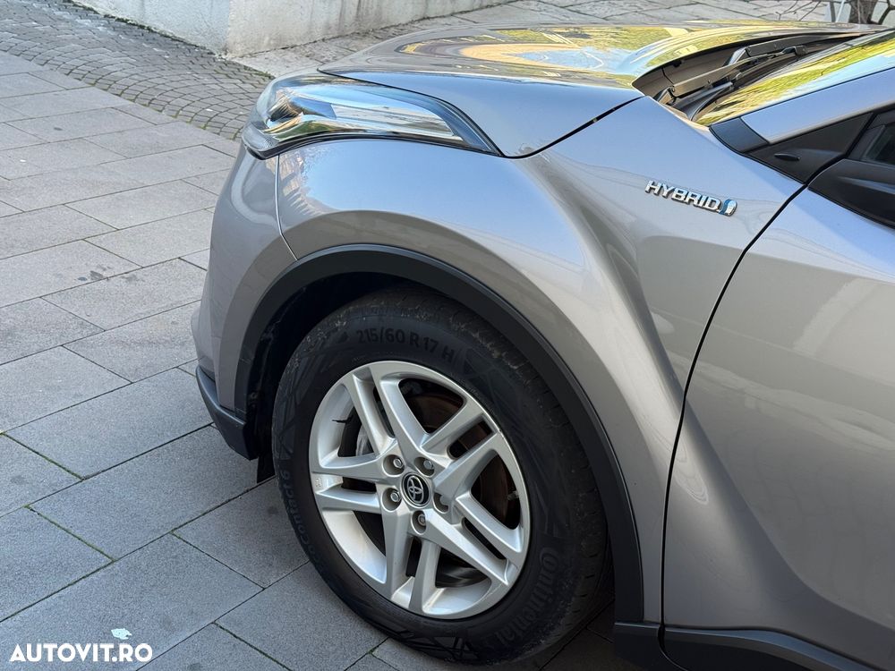 Toyota C-HR Hybrid Business-Edition - 35