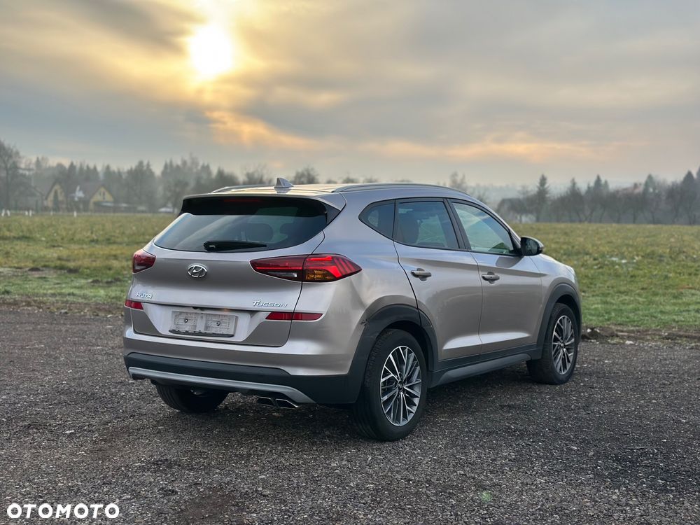 Hyundai Tucson - 16