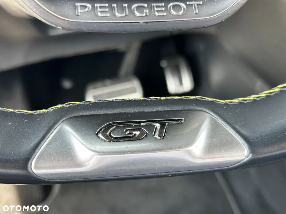Peugeot 2008 BlueHDi 130 EAT8 GT Pack - 30