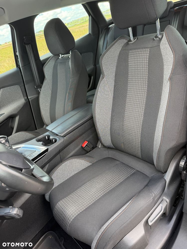 Peugeot 3008 1.2 PureTech Active S&S - 32