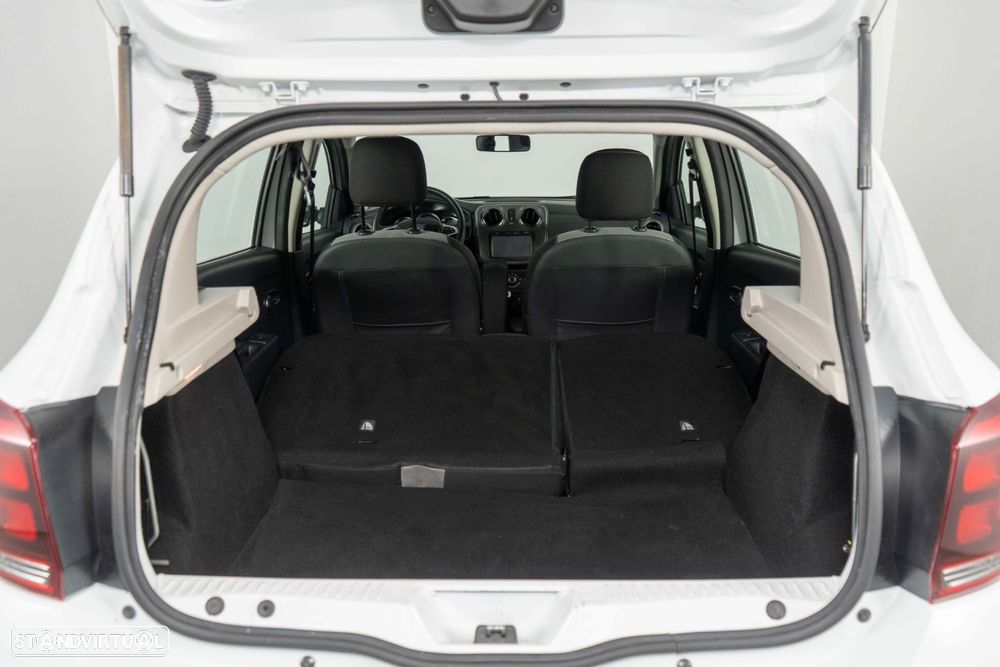 Dacia Sandero 0.9 TCe Stepway - 16