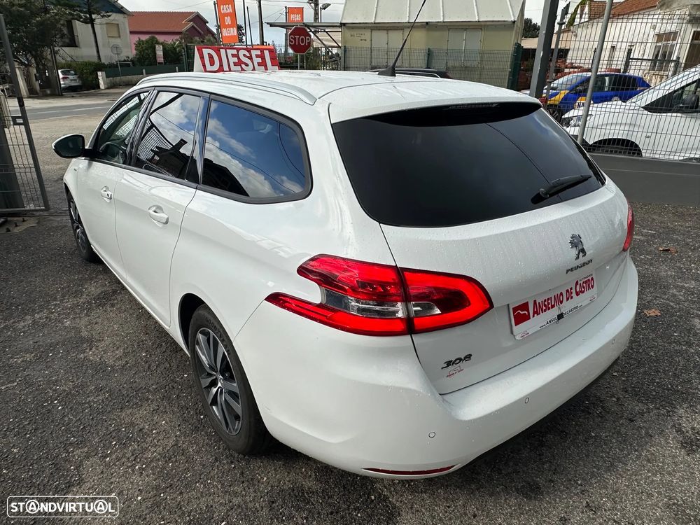 Peugeot 308 SW 1.5 BlueHDi Style - 14