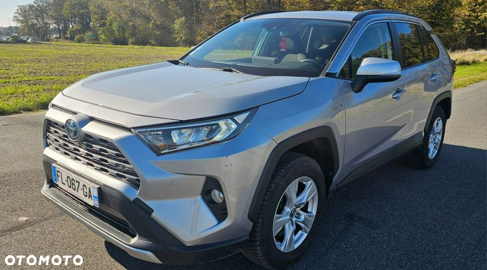 Toyota RAV4 - 1