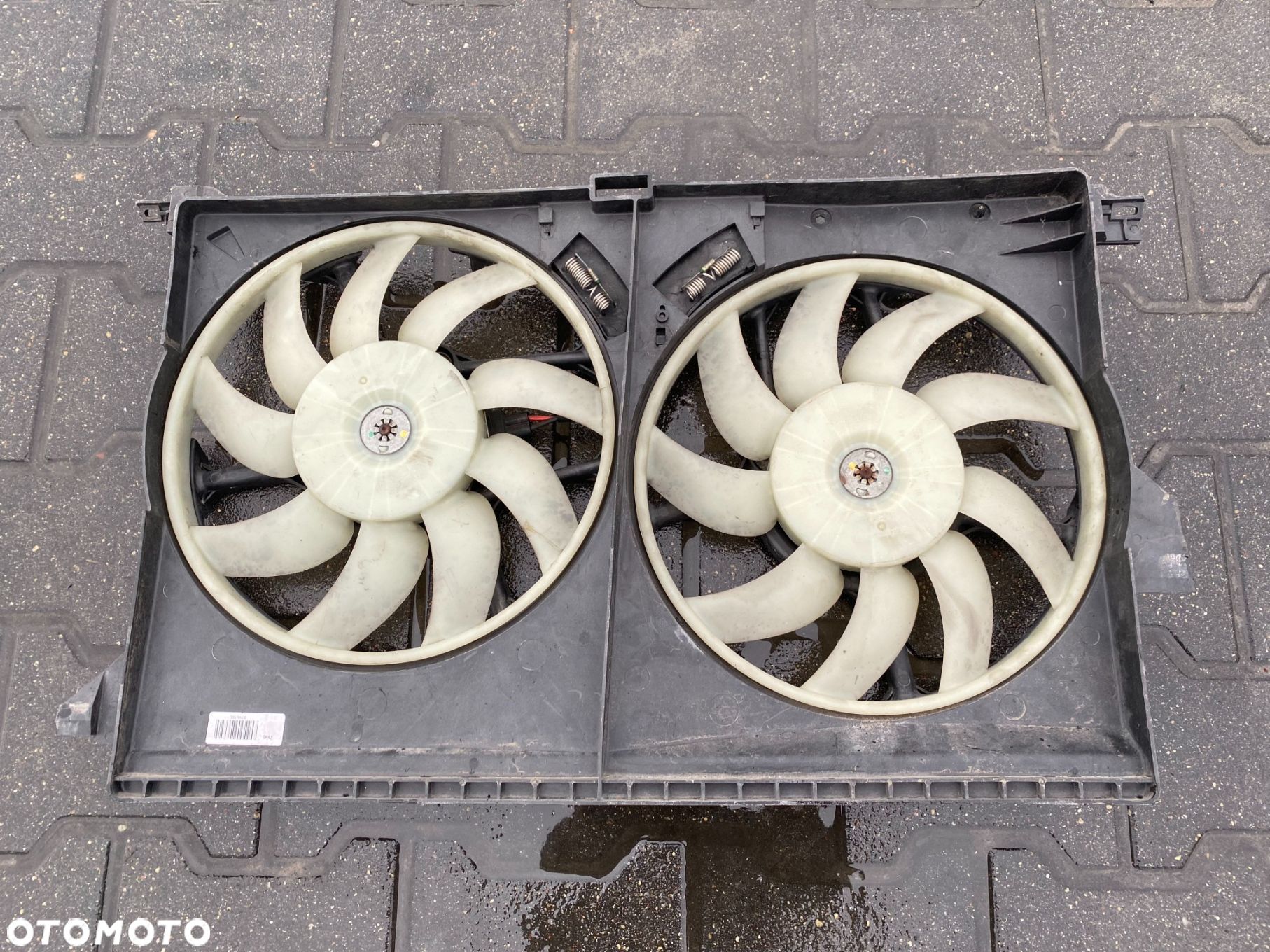 KOMPLETNY WENTYLATOR CHŁODNICY SAAB 874678E - 1