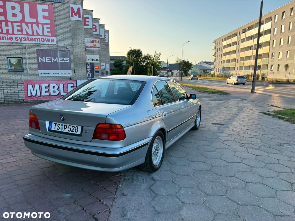 BMW Seria 5 - 8