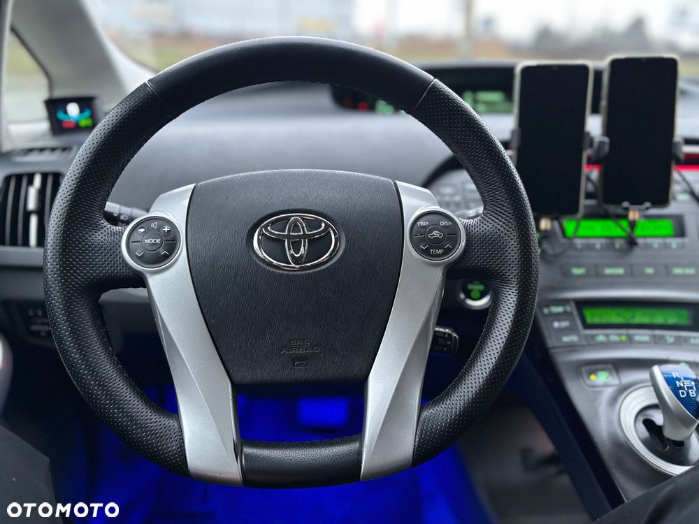 Toyota Prius - 10