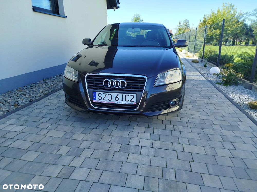 Audi A3 Sportback - 2