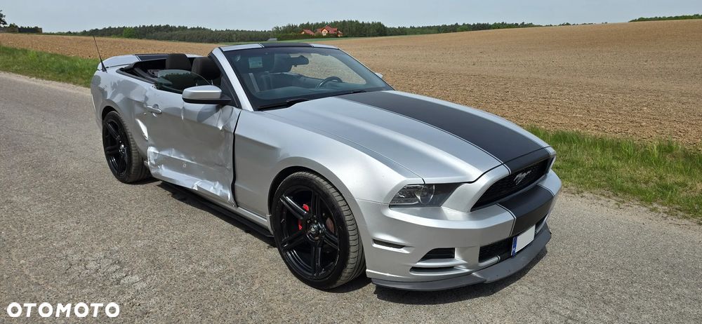 Ford Mustang 3.7 V6 - 8