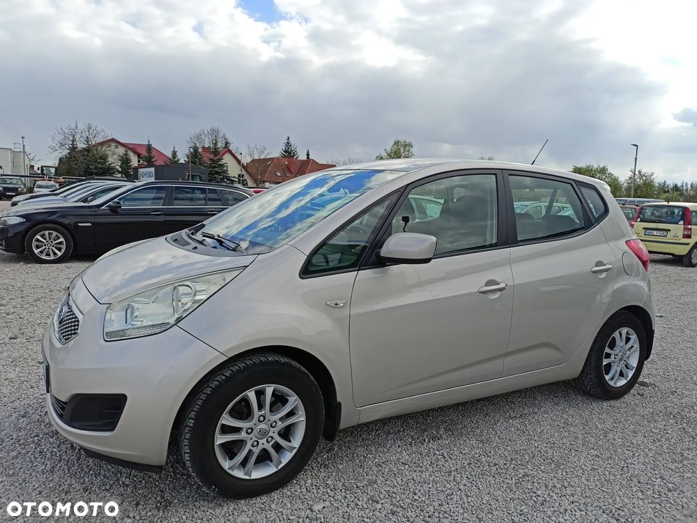 Kia Venga - 1