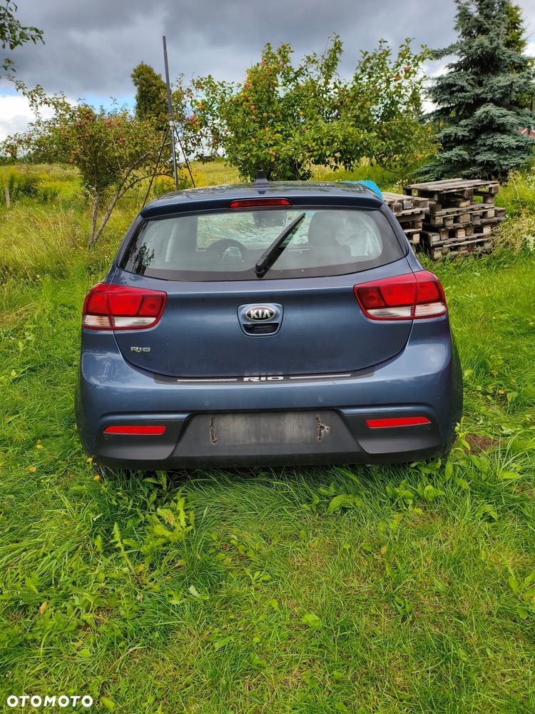 Kia Rio 1.2 XL - 1