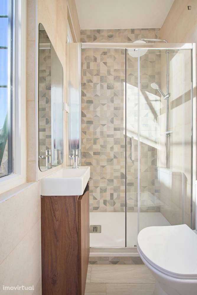 Quarto - localizado em Bairro Alto Lisbon - Grande imagem: 5/12