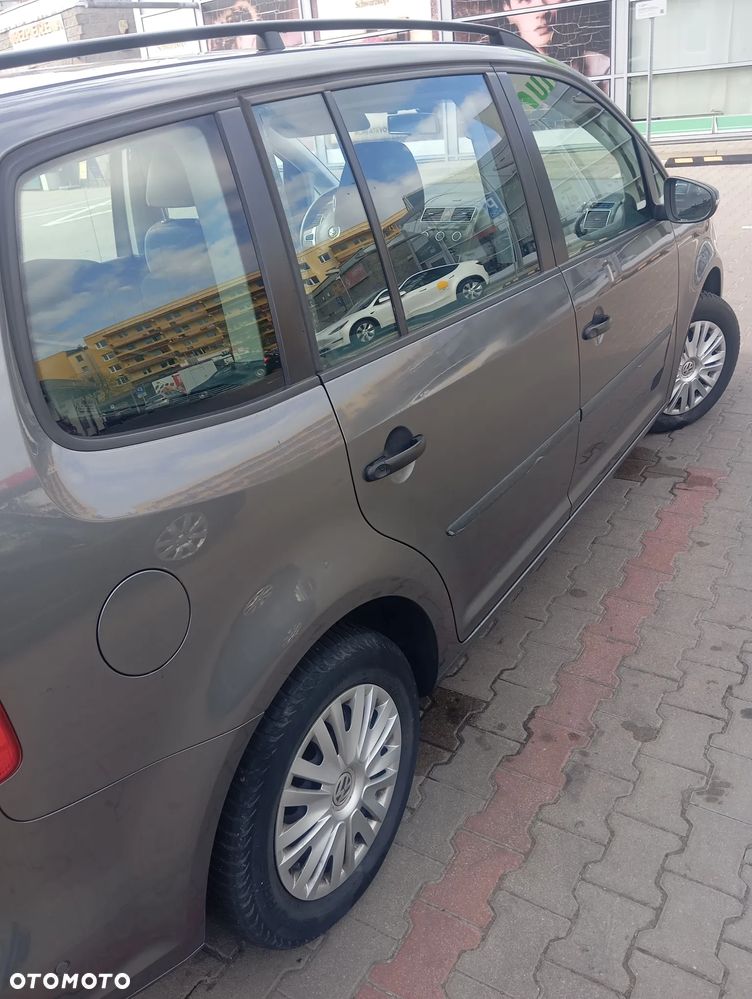 Volkswagen Touran 1.6 TDI DPF BlueMot Comfortline - 5