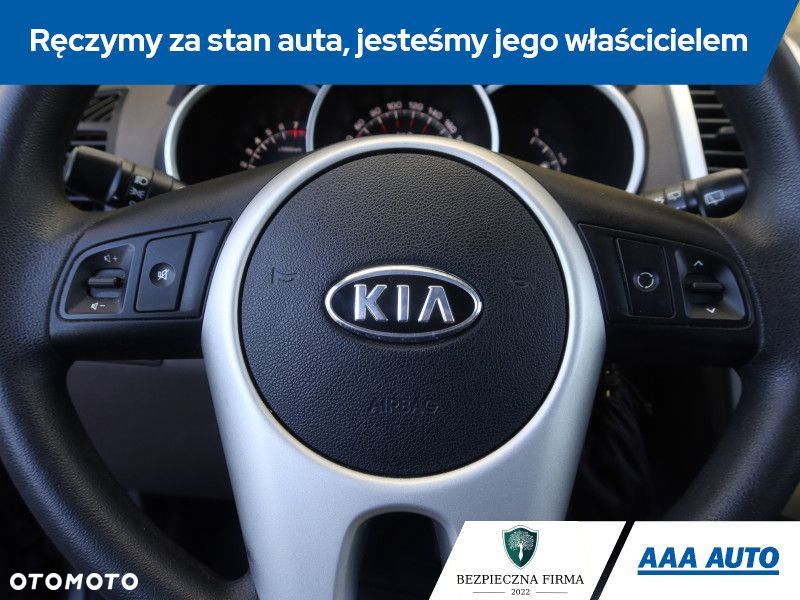 Kia Venga - 16