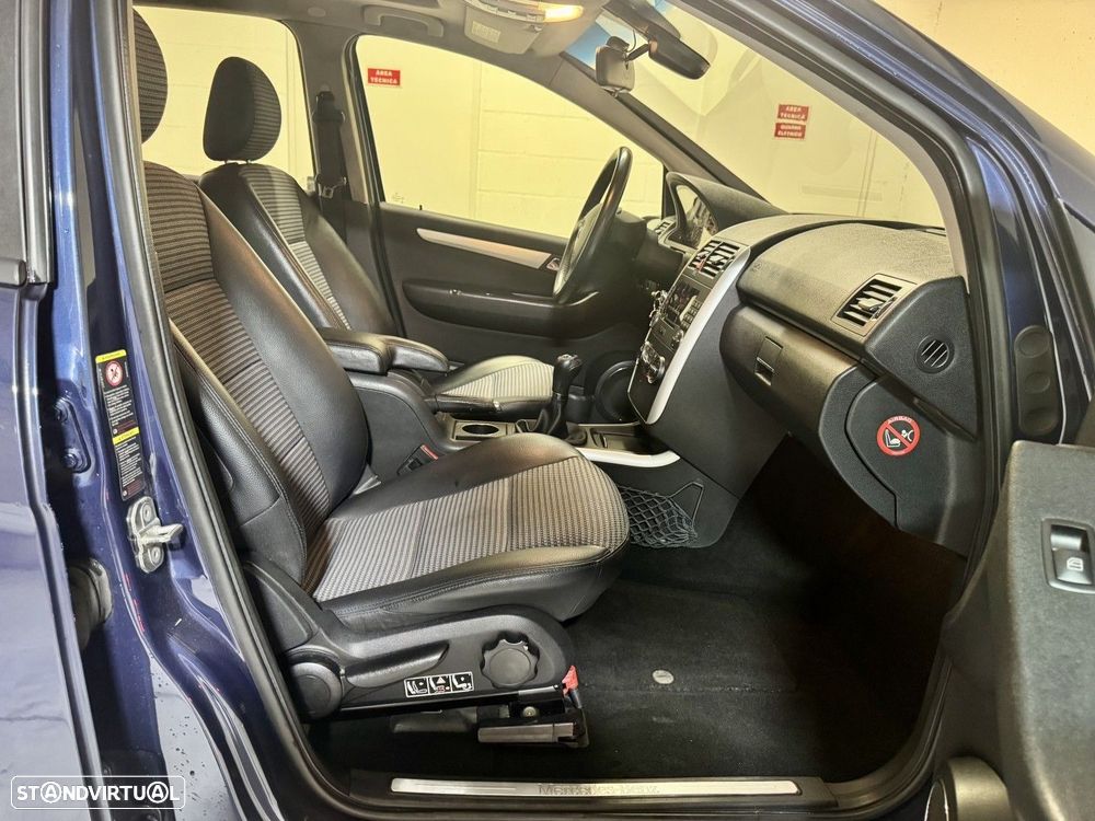 Mercedes-Benz A 200 CDI Avantgarde - 23