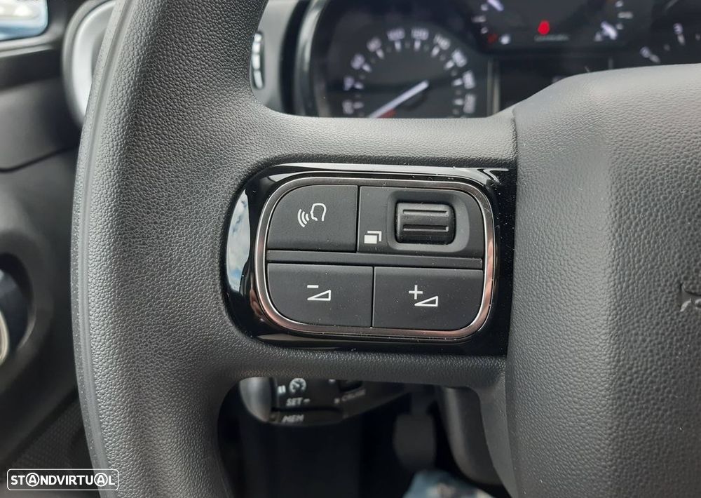 Citroën C3 1.2 PureTech Shine - 9