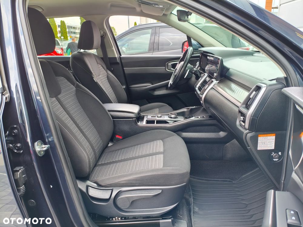 Kia Sorento 1.6 T-GDI HEV M 7os - 12