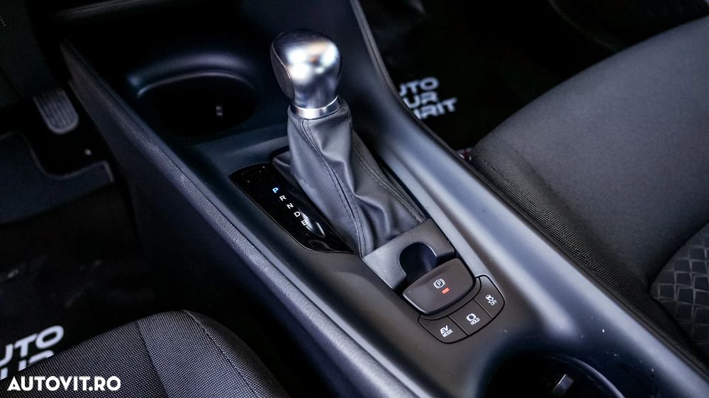 Toyota C-HR Business-Edition - 24