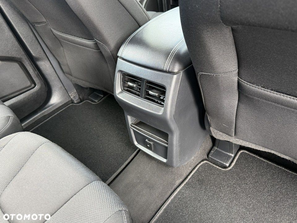 Ford S-Max 2.0 TDCi Titanium - 35