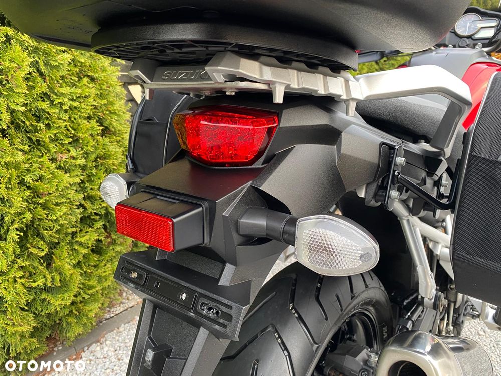 Suzuki V-STROM - 20