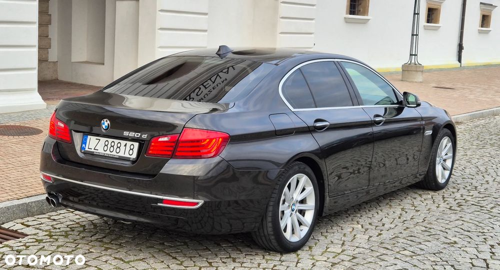 BMW Seria 5 520d Luxury Line - 4