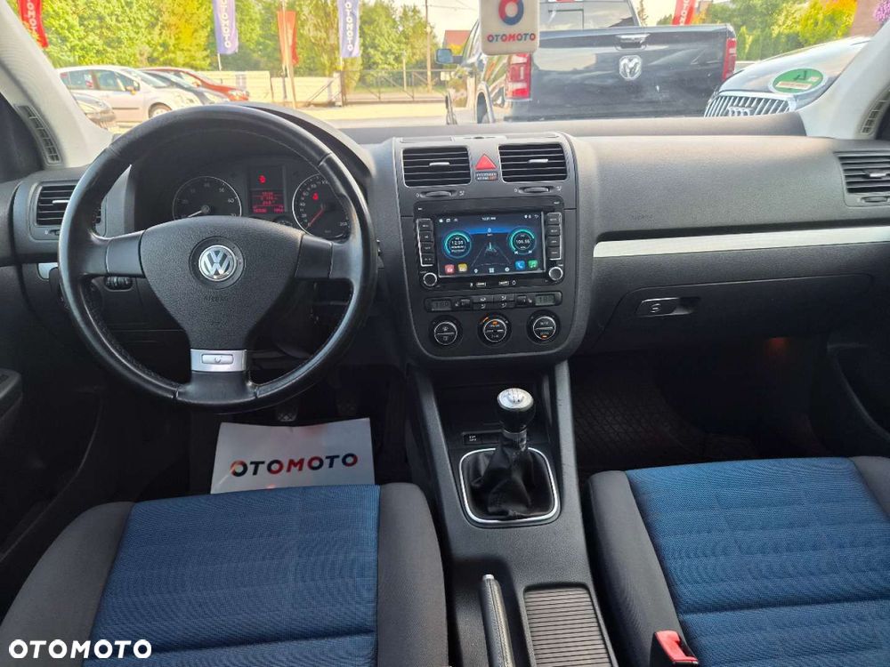 Volkswagen Golf - 9