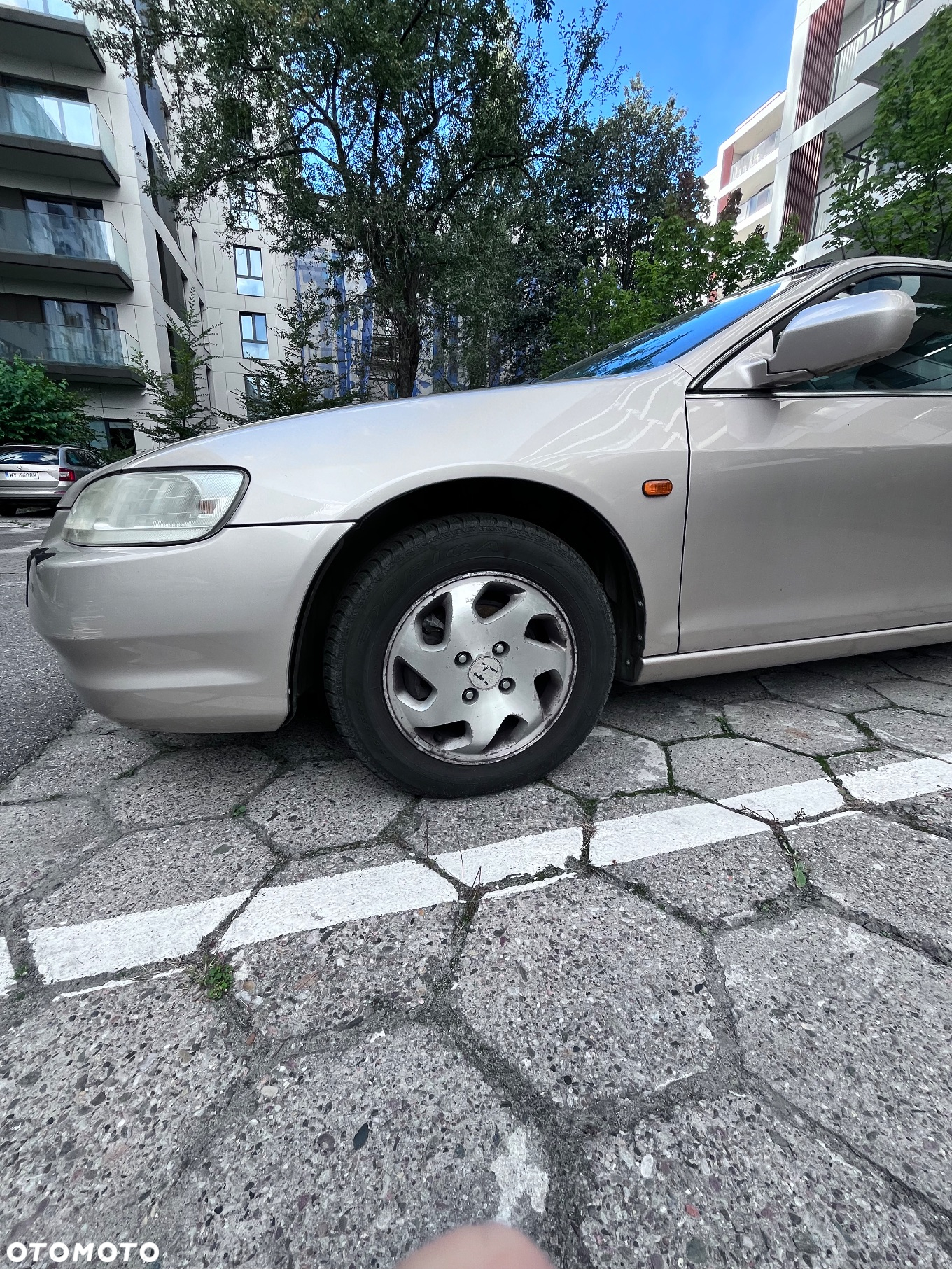 Honda Accord 2.0i ES - 9