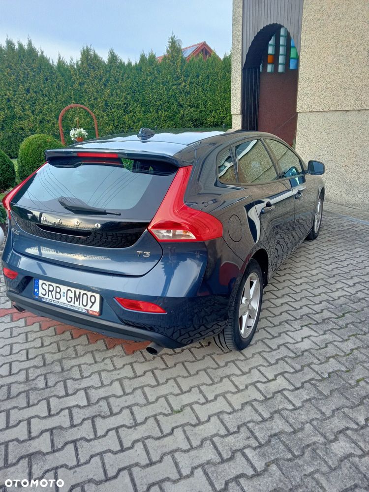 Volvo V40 T3 Drive-E Kinetic - 2