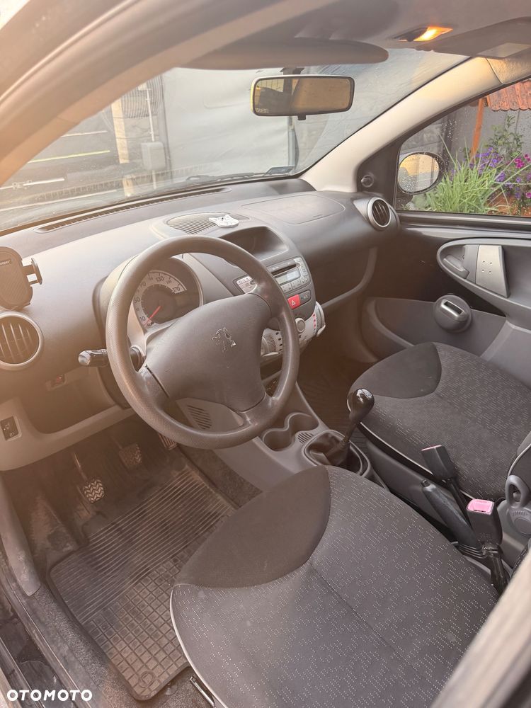 Peugeot 107 1.0 Trendy - 5