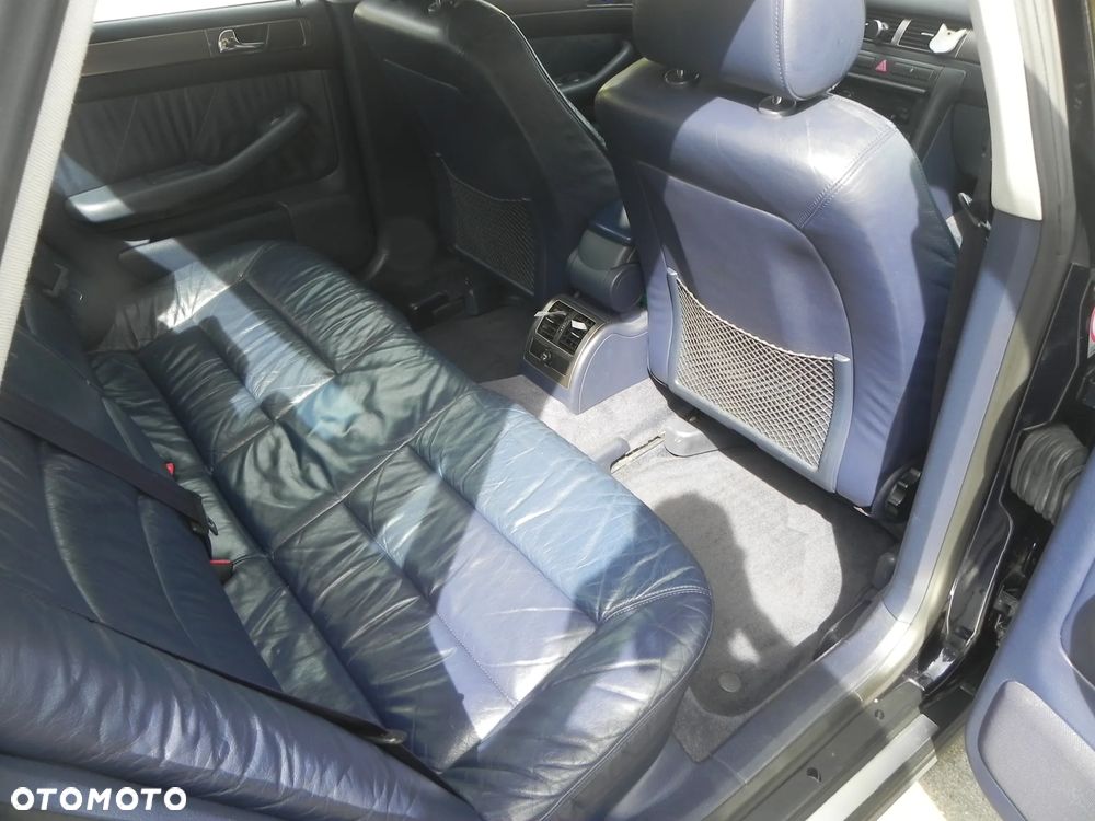 Audi A6 Limousine 2.4 - 16