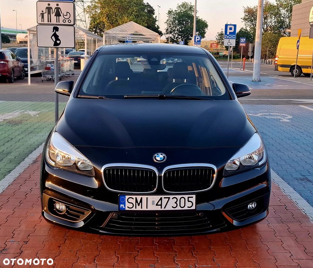 BMW Seria 2 218d - 3