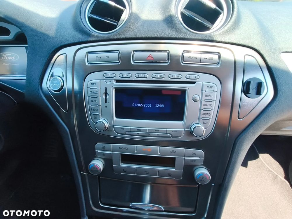 Ford Mondeo 2.2 TDCi Titanium - 39