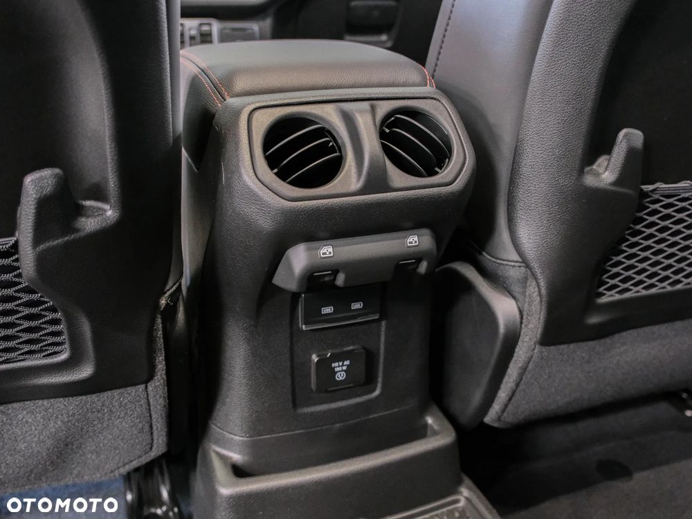 Jeep Wrangler - 37