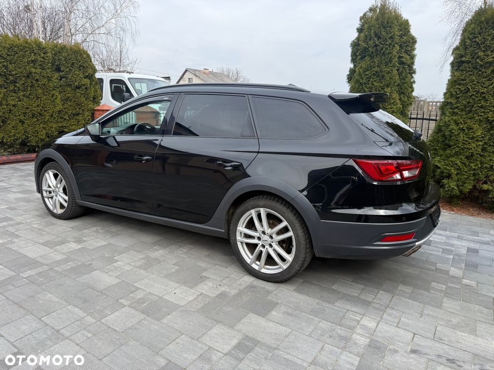 Seat Leon Sportstourer 2.0 TDI Start&Stop 4Drive DSG X-Perience - 10