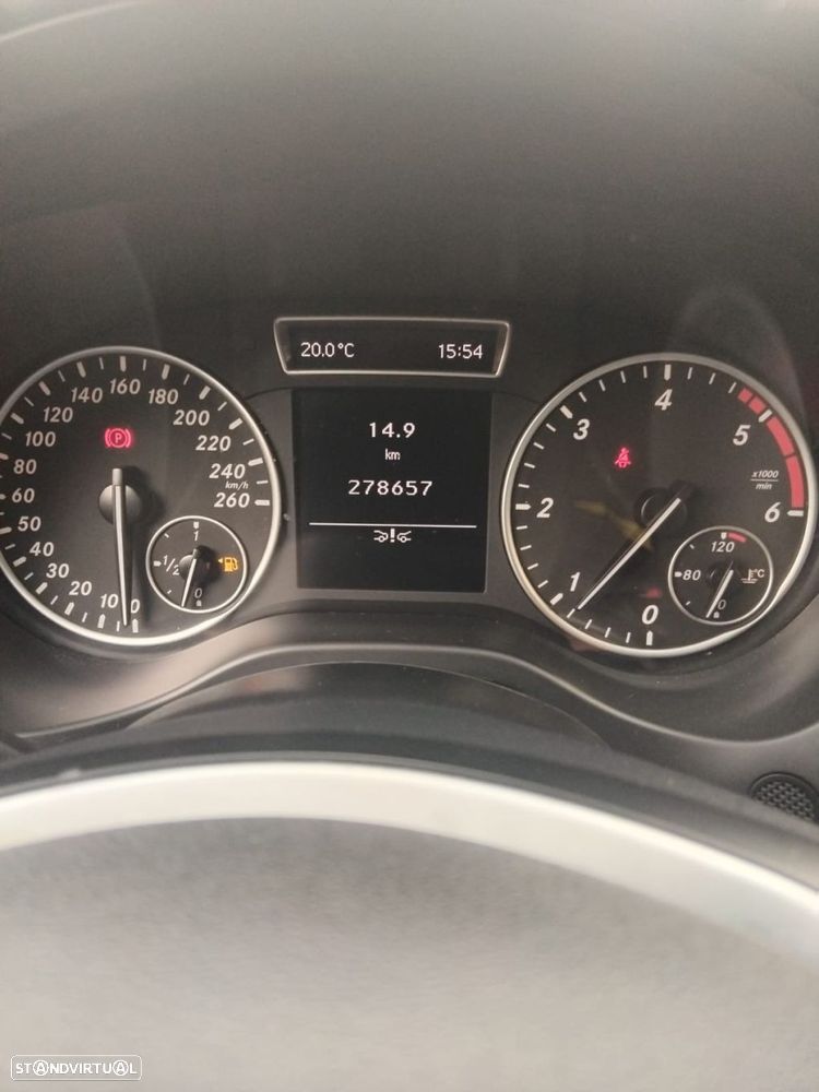 Mercedes-Benz A 180 CDi BE Urban - 12