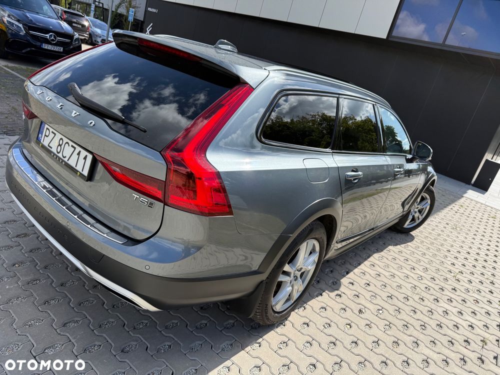 Volvo V90 Cross Country T5 AWD Pro - 3
