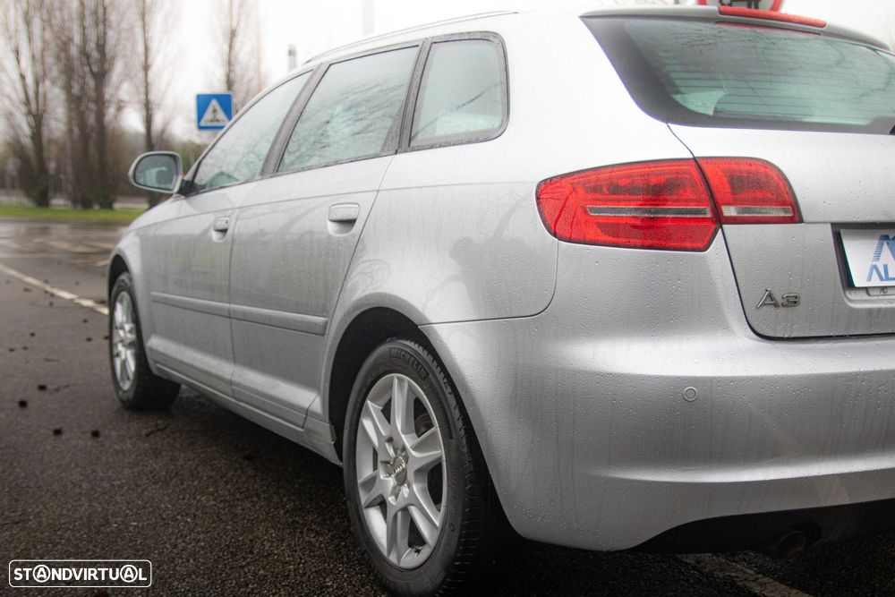 Audi A3 Sportback 1.6 TDI Attraction - 18