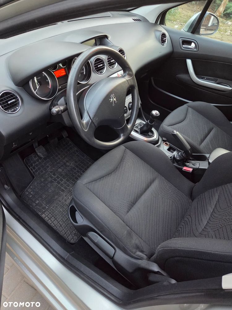Peugeot 308 - 15