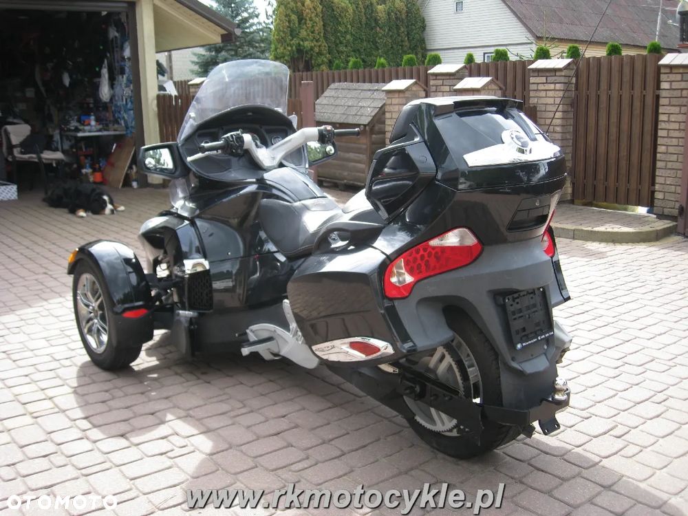 Can-Am Spyder - 6