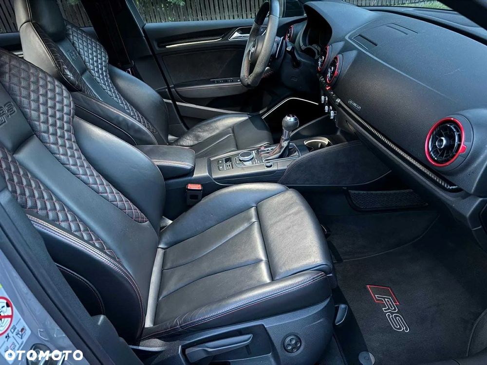 Audi RS3 Sportback 2.5 TFSI Quattro S tronic - 16