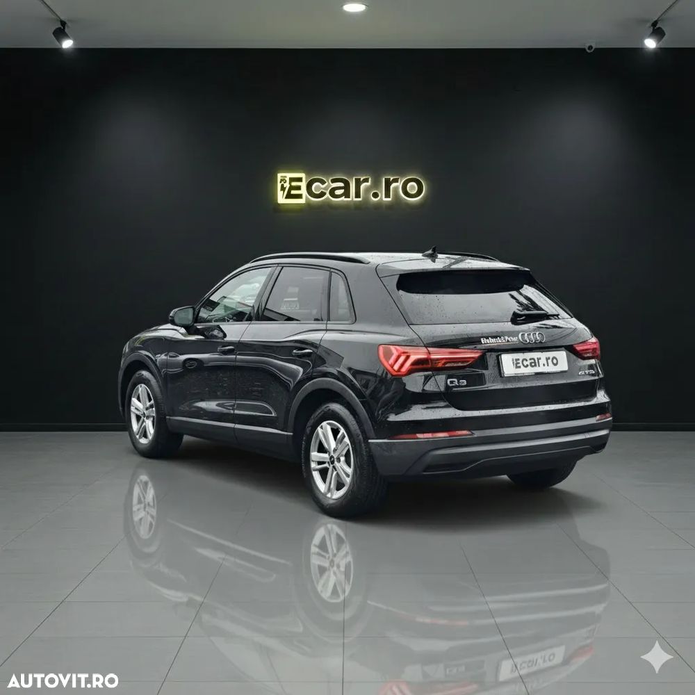 Audi Q3 45 TFSIe S tronic - 4