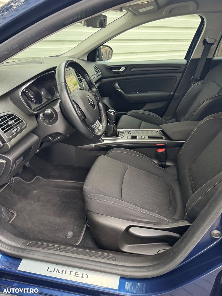 Renault Megane Grandtour TCe 140 GPF LIMITED - 15