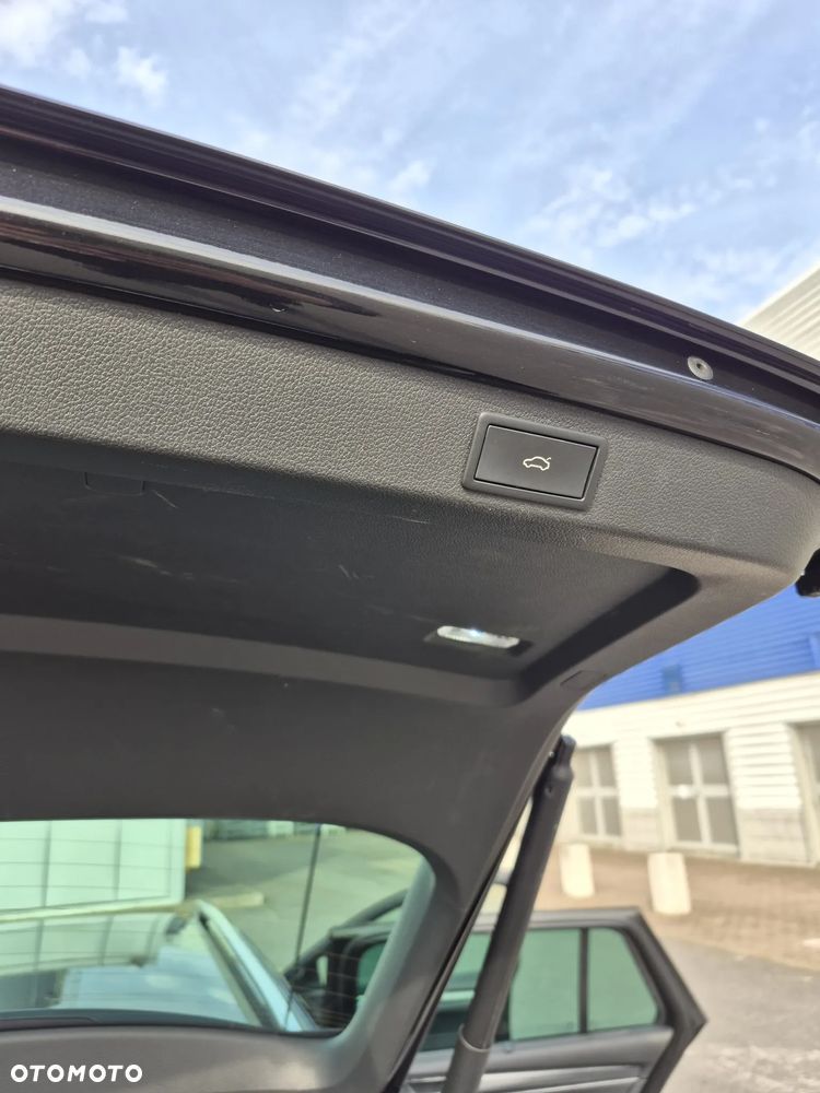 Skoda Superb 2.0 TDI SCR Style DSG - 24