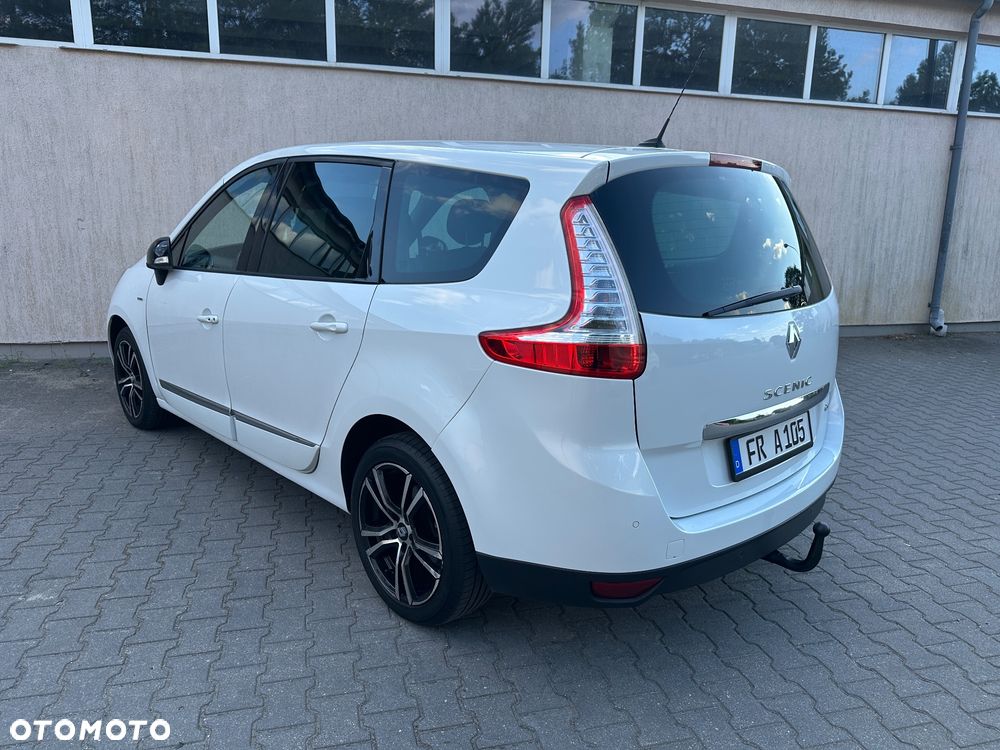 Renault Grand Scenic Energy dCi 130 Start & Stop Bose Edition - 11
