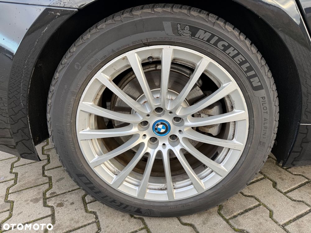 BMW Seria 5 530i mHEV sport - 9